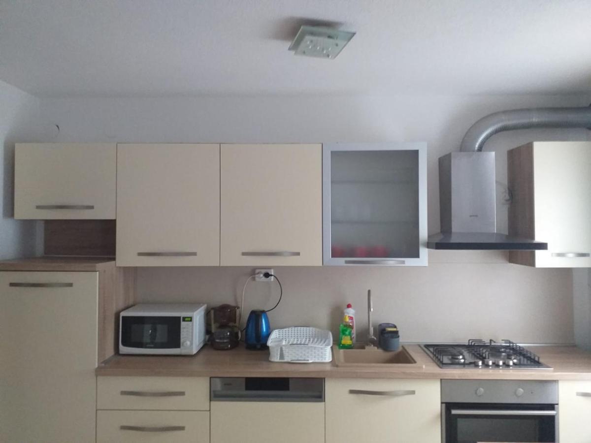 Apartment Sanja Smoljanac Eksteriør bilde
