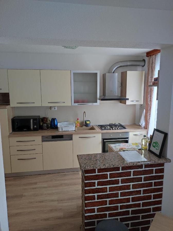 Apartment Sanja Smoljanac Eksteriør bilde