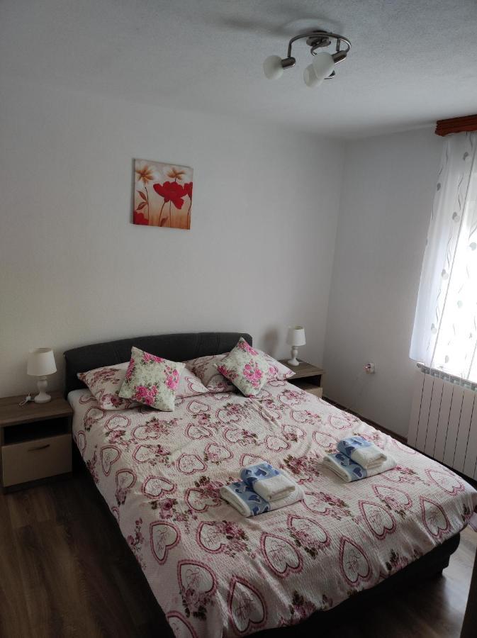 Apartment Sanja Smoljanac Eksteriør bilde